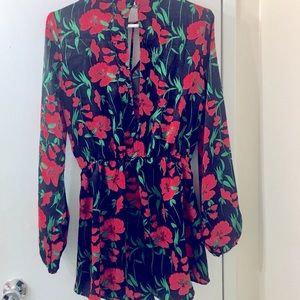 Never been worn romper! Soft fabric, great look for date night